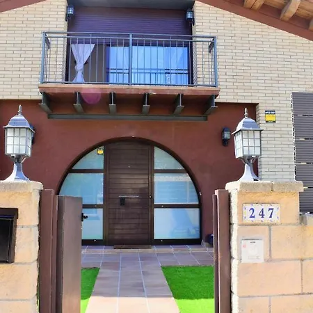 Casa Con Bonitas Vistas Para Disfrutar De La Tranquilidad *